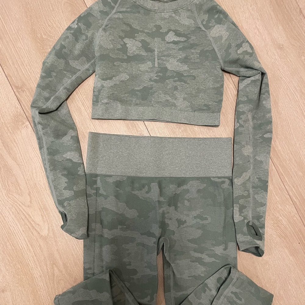 Olive workout set